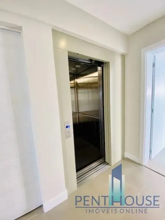 Imagem Apartamento Zona Central para Venda em Balneário Camboriú, CENTRO, 3 dormitórios, 2 suítes, 3 banheiros, 2 vagas