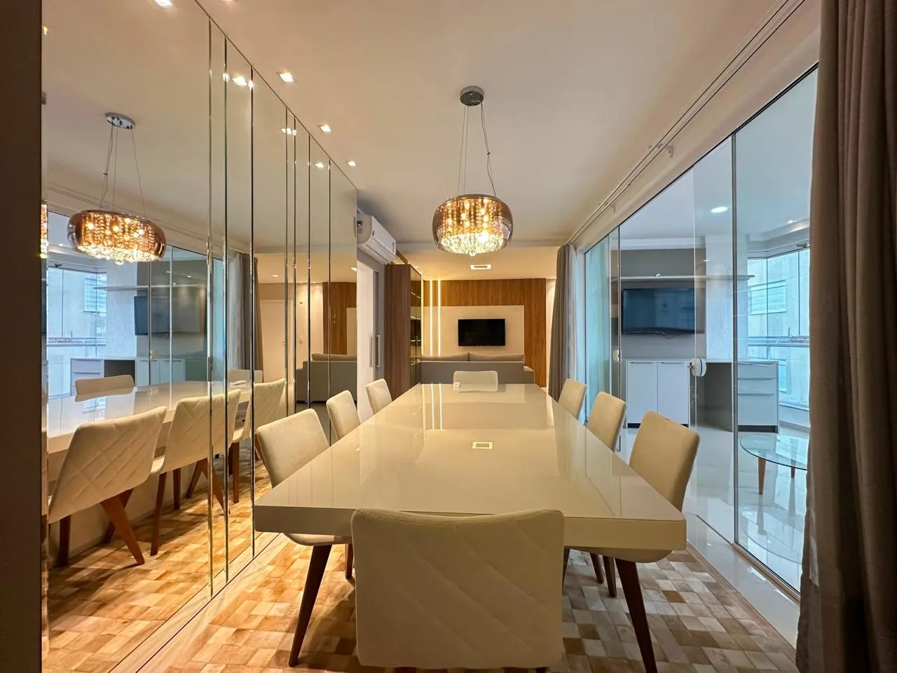 Imagem Apartamento à venda com 167m2 por R$ 2.400.000,00
