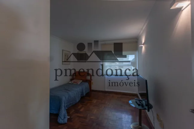 Imagem Apartamento com 150m² em Higienópolis, 3 quartos (1 suíte) e 1 vaga.