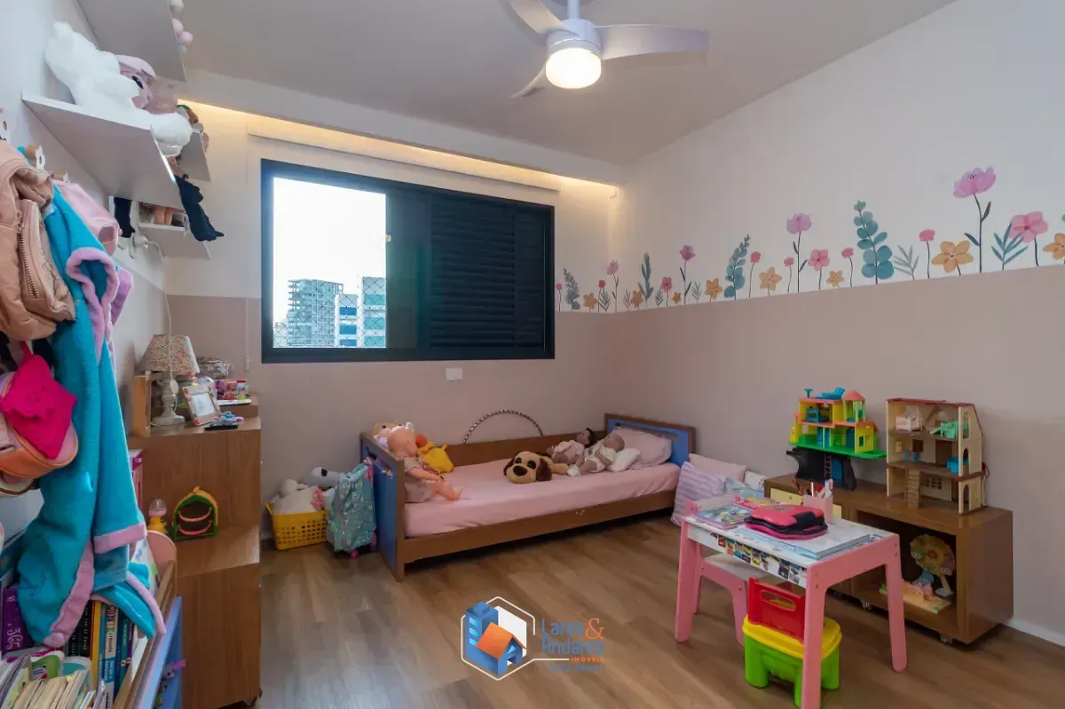 Imagem Apartamento para venda em Moema com 3 quartos, sendo 1 suíte, 152m²