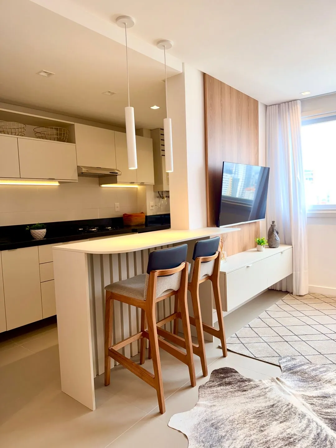 Imagem Apartamento à venda em Torres, Predial, com 1 quarto, 52m2