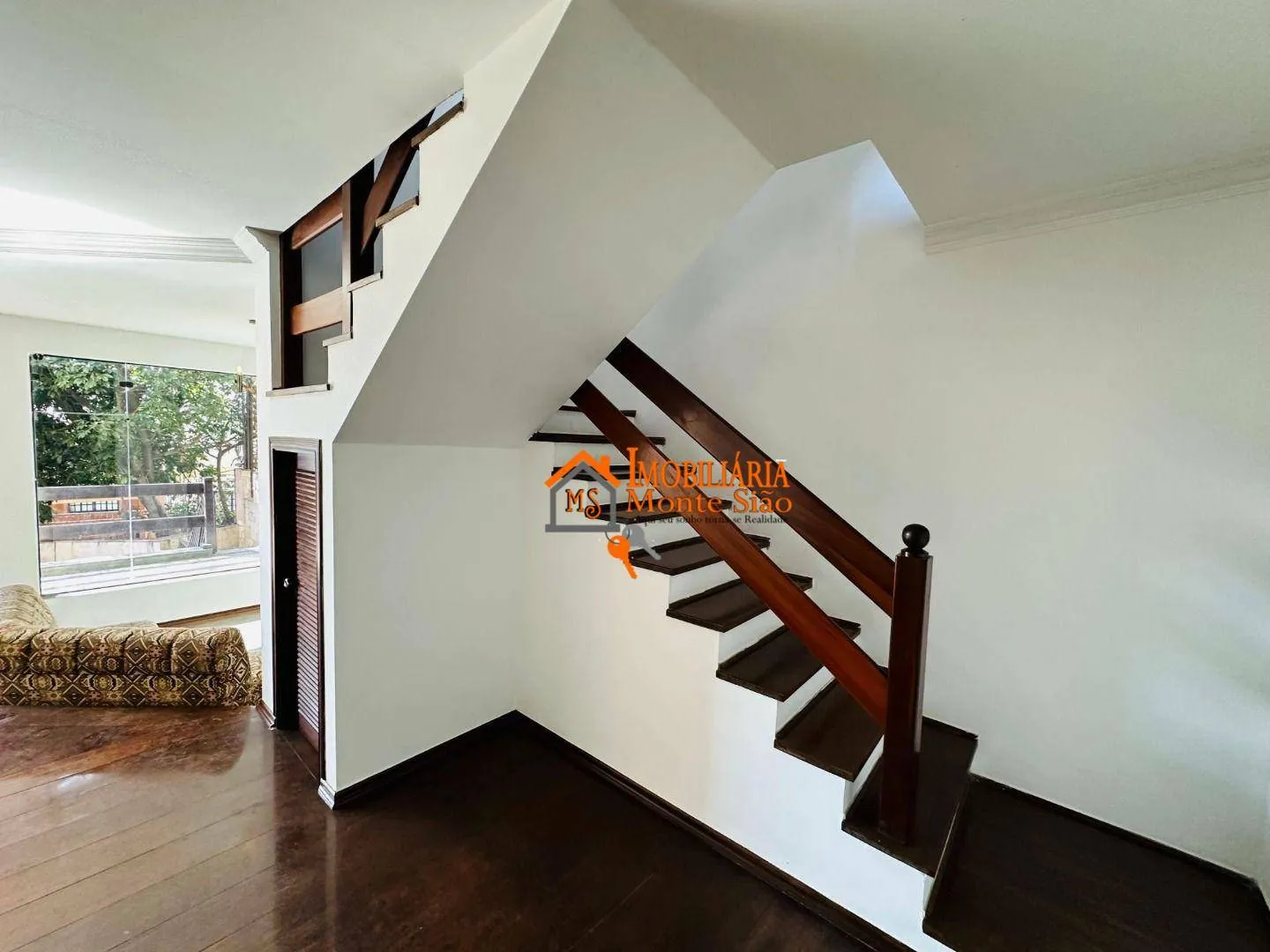 Imagem Sobrado com 3 dormitórios à venda, 364 m² por R$ 1.500.000,00 - Jardim Londrina - São Paulo/SP