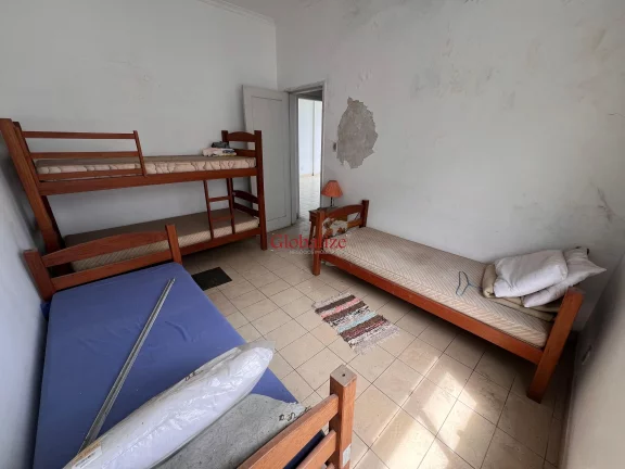 Imagem Oportunidade Para Reforma - Apartamento Vista Mar com 2 dormitórios e 1 vaga escriturada em prédio com portaria 24hrs e elevador por R$ 890.000,00