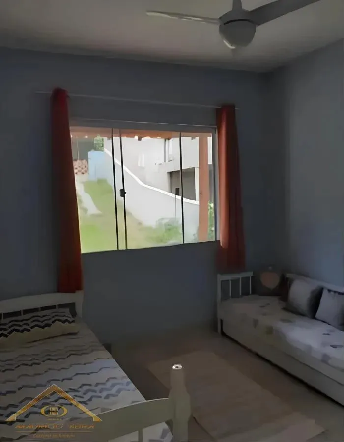 Imagem Casa em Condomínio para Venda em Cabo Frio / RJ no bairro Peró