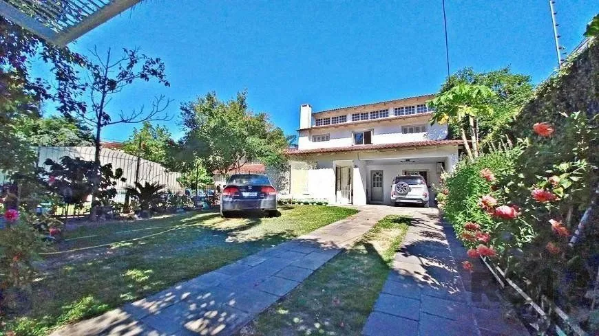 Imagem Casa de 4 dormitórios, bairro Espírito Santo