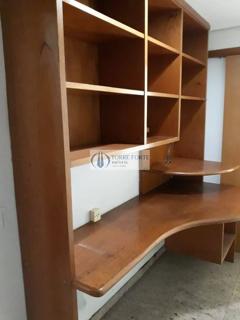 Imagem Sala comercial com 45 m² ótima localização a 650 m da estação Metrô Moema