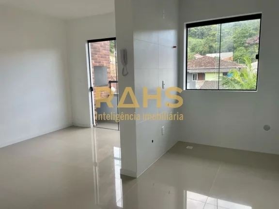 Imagem Apartamento com 1 suíte mais 2 quartos à venda no Bairro Iririú em Joinville - SC, por R$ 385.000...