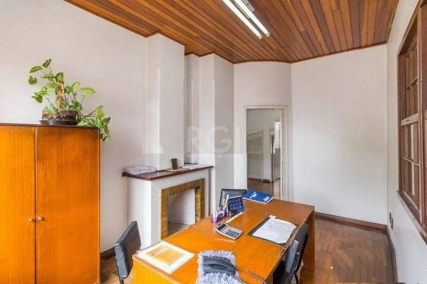 Imagem Predio para Venda - 120m², 3 dormitórios, 3 vagas - Partenon