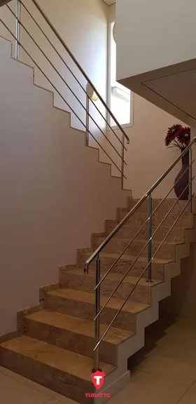 Imagem Sobrado com 4 Quartos à Venda, 310 m² em Jardim La Salle - Toledo