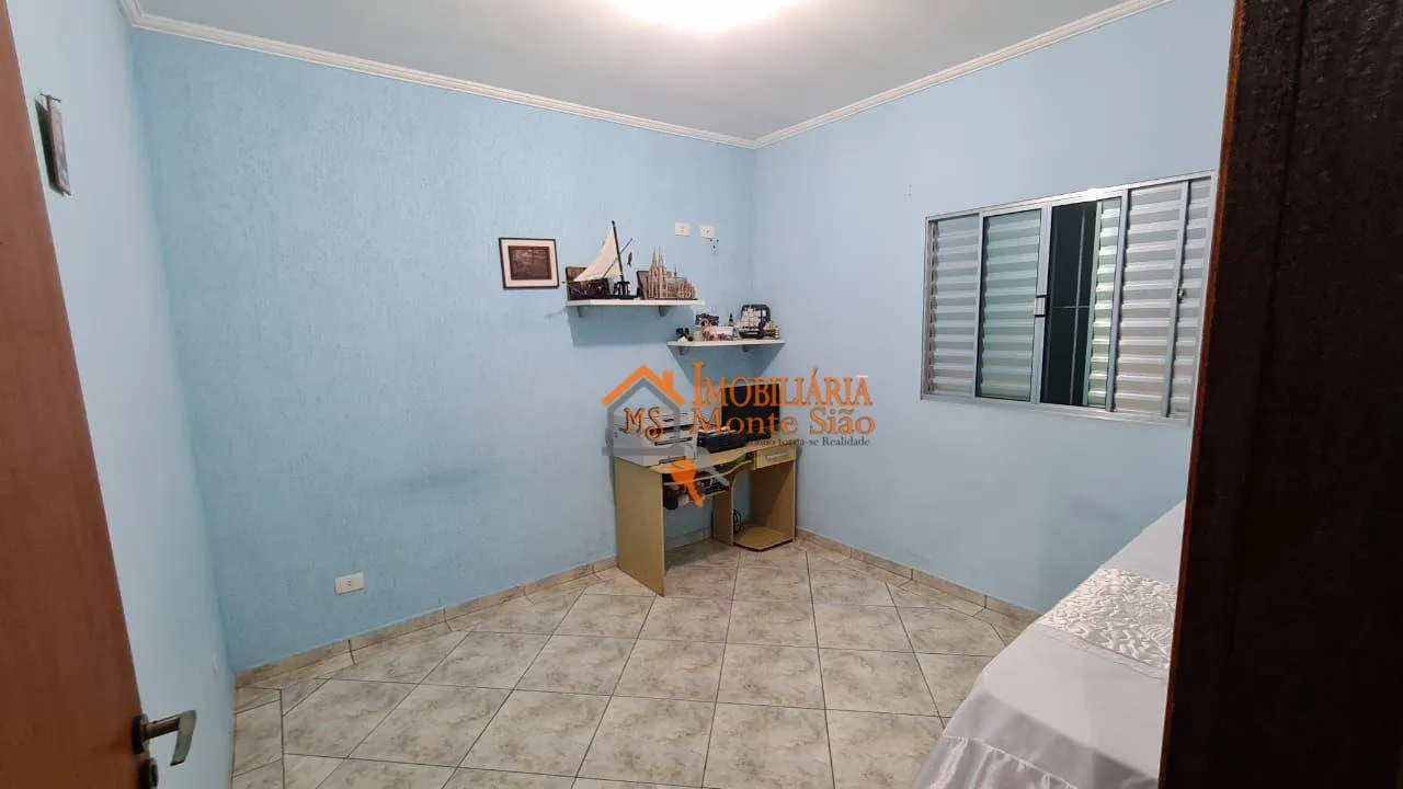Imagem Casa com 3 dormitórios à venda, 179 m² por R$ 700.000,00 - Picanço - Guarulhos/SP
