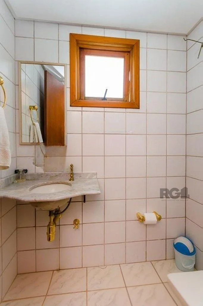 Imagem Casa de 3 dormitórios no bairro Vila Jardim