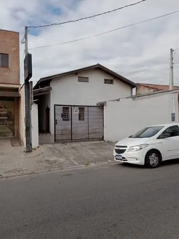 Imagem Casa à venda 3 Quartos, 1 Suite, 4 Vagas, 300M², Jardim Garcez, Taubaté - SP