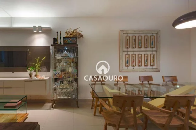 Imagem Casa com 6 quartos à venda, 200 m² por R$ 1.580.000 - Condomínio Village Royale - Nova Lima/MG
