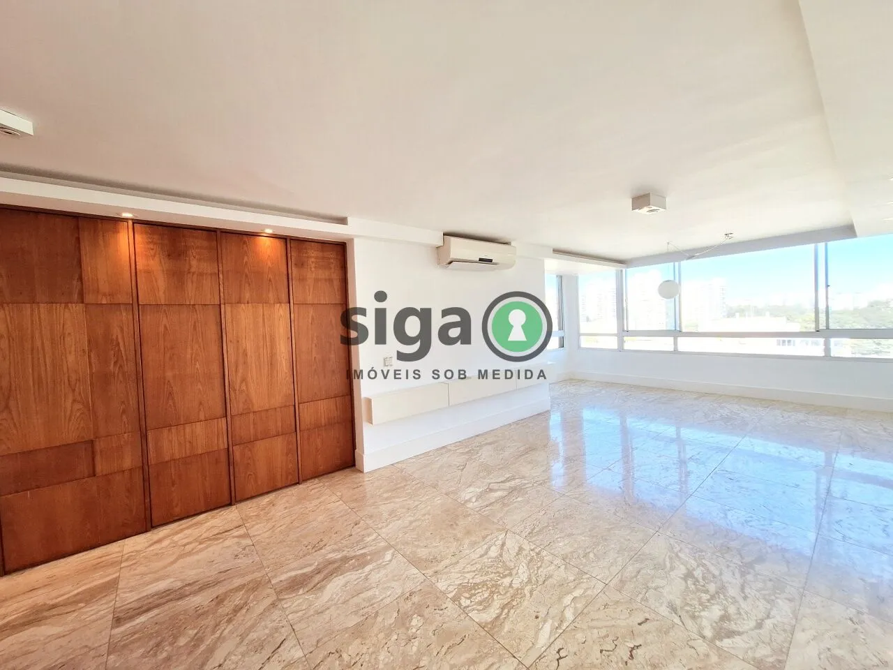 Foto do imóvel Cobertura com 3 Quartos, 3 vagas, 266m2, à venda e locação no Panamby