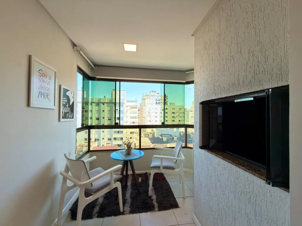 Imagem Apartamento 2 Dormitórios - Bairro Centro