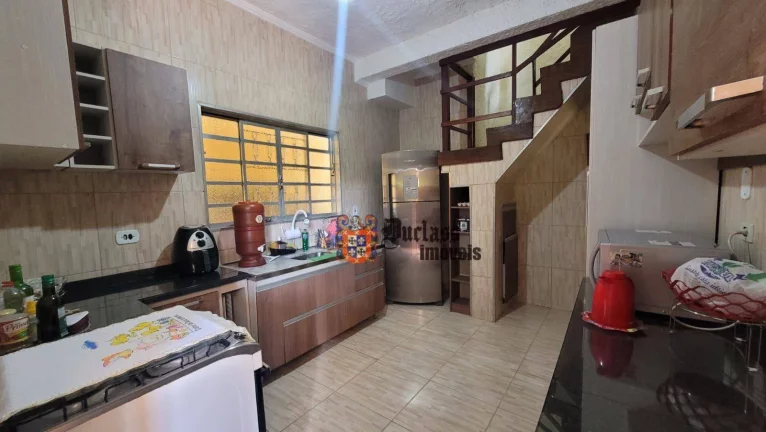 Imagem Chácara com 6 dormitórios à venda, 7200 m² por R$ 1.200.000,00 - Ezequiel - Gonçalves/MG