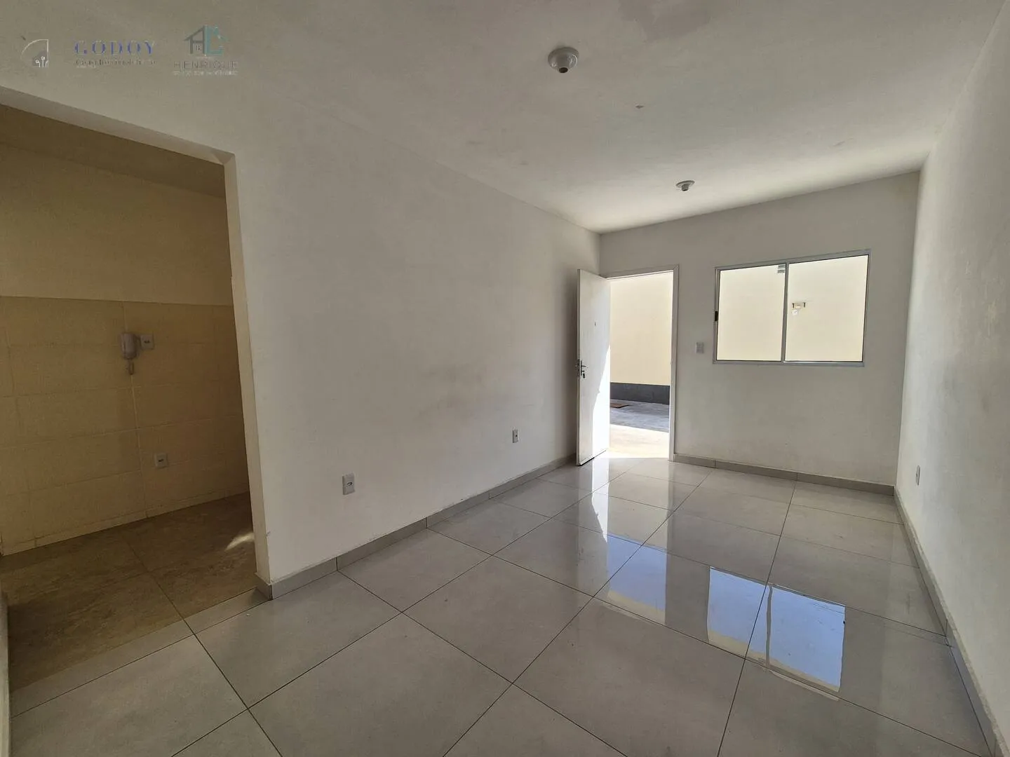 Imagem Casa para Locação com Suíte e Vaga Coberta no Boa Vista