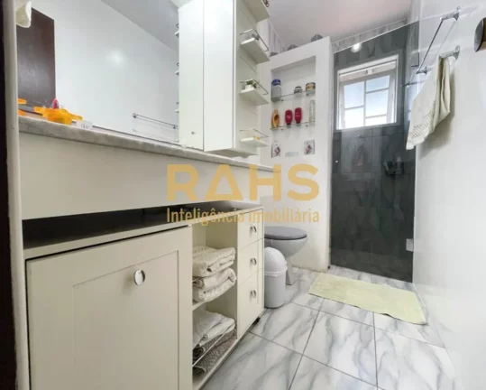 Imagem SOBRADO NO BAIRRO SAGUAÇÚ AVERBADO COM 255 M2 ÁREA CONSTRUIDA Excelente sobrado no bairro Saguaç...