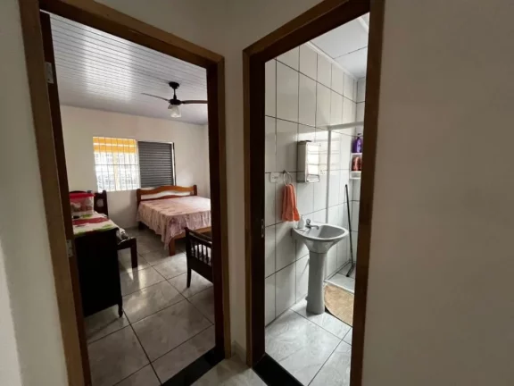 Imagem EXCELENTE CASA GEMINADA DE 2 DORMITÓRIOS NO MARACANÃ!!!
