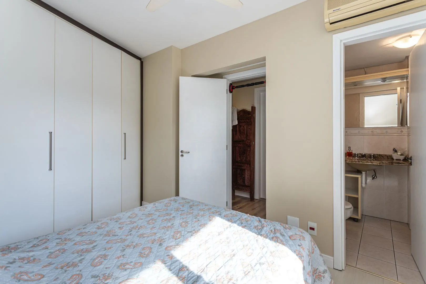 Imagem Apartamento 3 dorms à venda Rua Veríssimo Rosa, Jardim Botânico - Porto Alegre