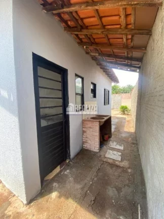 Imagem Casa de 2 dormitórios à venda no Residencial 2000, Uberaba