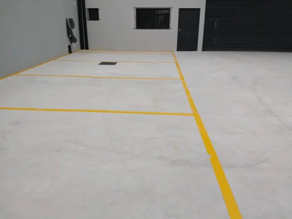 Imagem Galpão comercial completo para sua empresa crescer com estrutura.