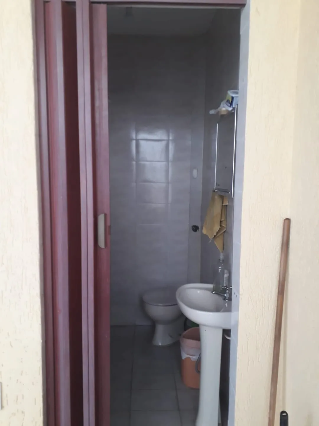 Imagem Casa à venda 3 Quartos, 1 Suite, 5 Vagas, 300M², Residencial Comercial Vila Verde, Pindamonhangaba - SP