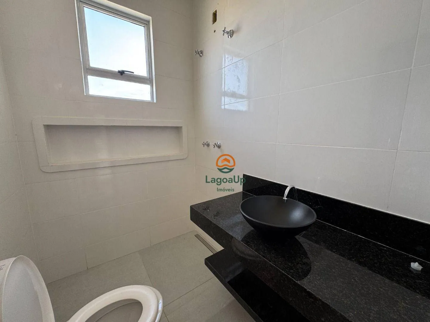 Imagem Casa com 4 dormitórios à venda, 186 m² por R$ 1.300.000 - Condomínio Quintas do Altíssimo - Lagoa Santa/MG