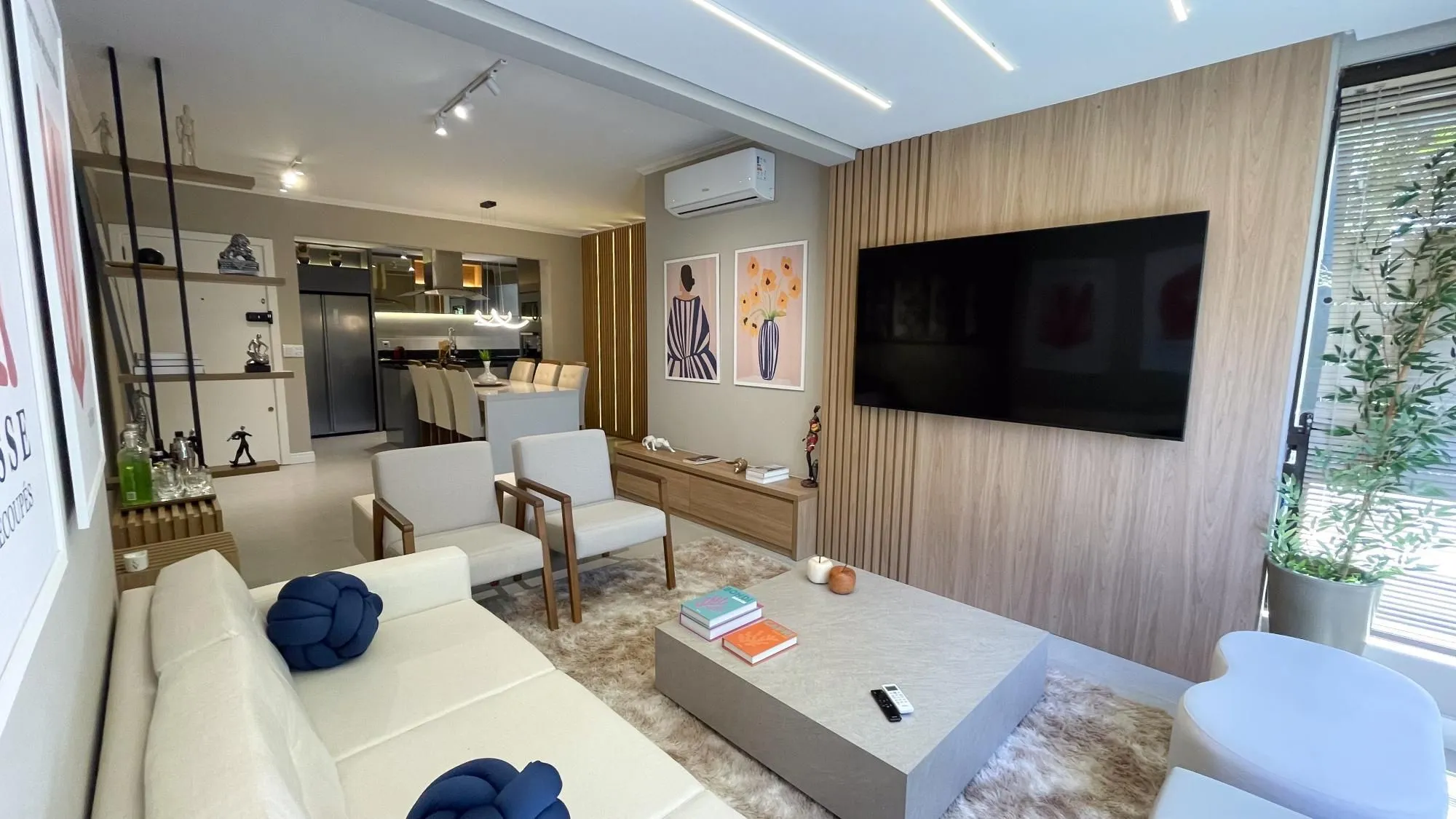 Imagem Vende-se apartamento com 3 quartos (1 suíte), 100m² e 1 vaga - Jardim Europa