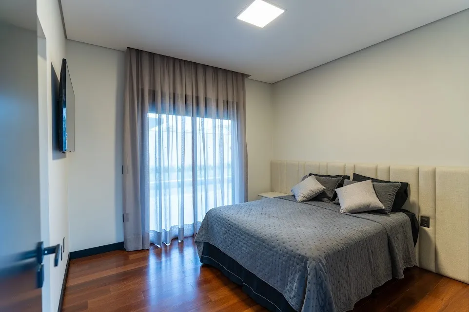 Imagem Linda Casa Térrea de Alto Padrão em Condomínio Completo com Lazer e Segurança