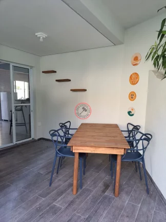 Imagem CASA DENTRO DE CONDOMINIO COMPLETO, COM 3 DORMITORIOS SENDO 1 SUITE E 2 VAGAS