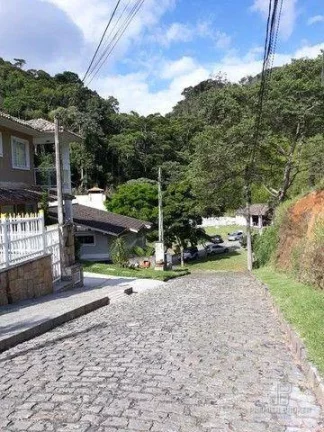 Imagem Terreno à venda, 410 m² por R$ 349.900,00 - Tijuca - Teresópolis/RJ