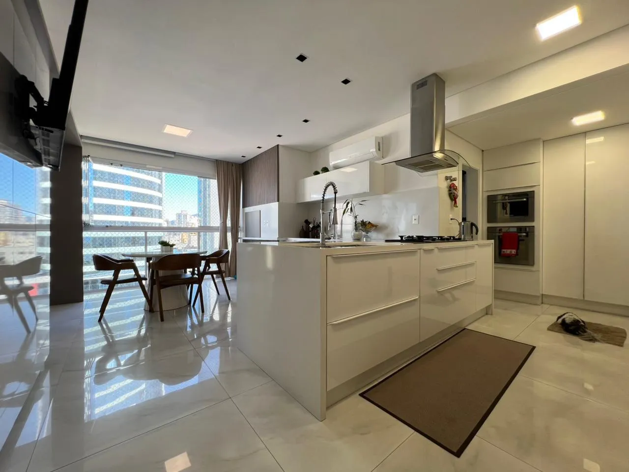 Imagem Apartamento à venda com 195.5m2 por R$ 3.800.000,00
