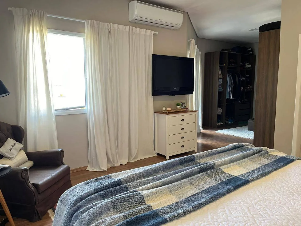 Imagem Oportunidade: Linda Casa no Parque Sinai em Santana de Parnaíba