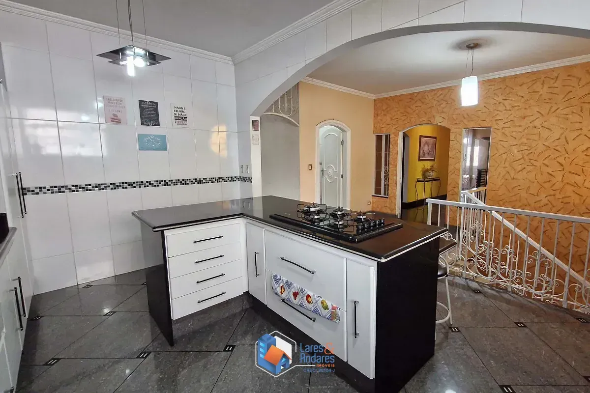 Imagem Casa para venda em Tremembé com 4 quartos, sendo 3 suítes, 554m²