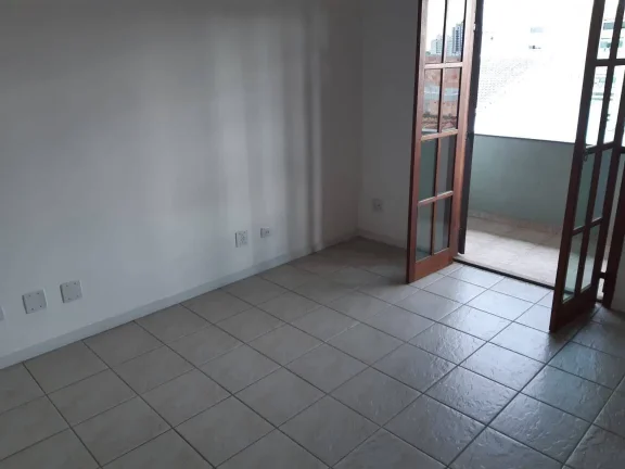 Imagem Casa Maravilhosa com 240 m² 4 Dormitorios sendo 2 Suítes Estuda Permuta