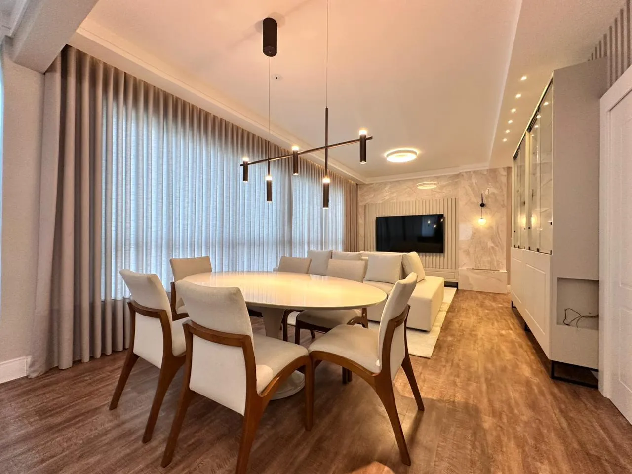 Imagem Apartamento com vista para o mar à venda com 130m2 por R$ 3.200.000,00