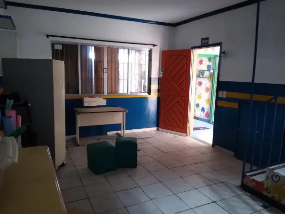 Imagem Casa com 3 Quartos à Venda ou Locação, 180 m² em Jardim Planalto - Carapicuíba