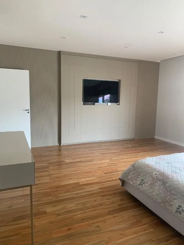 Imagem Casa Espetacular em Condomínio Fechado em Valinhos - Oportunidade Única!