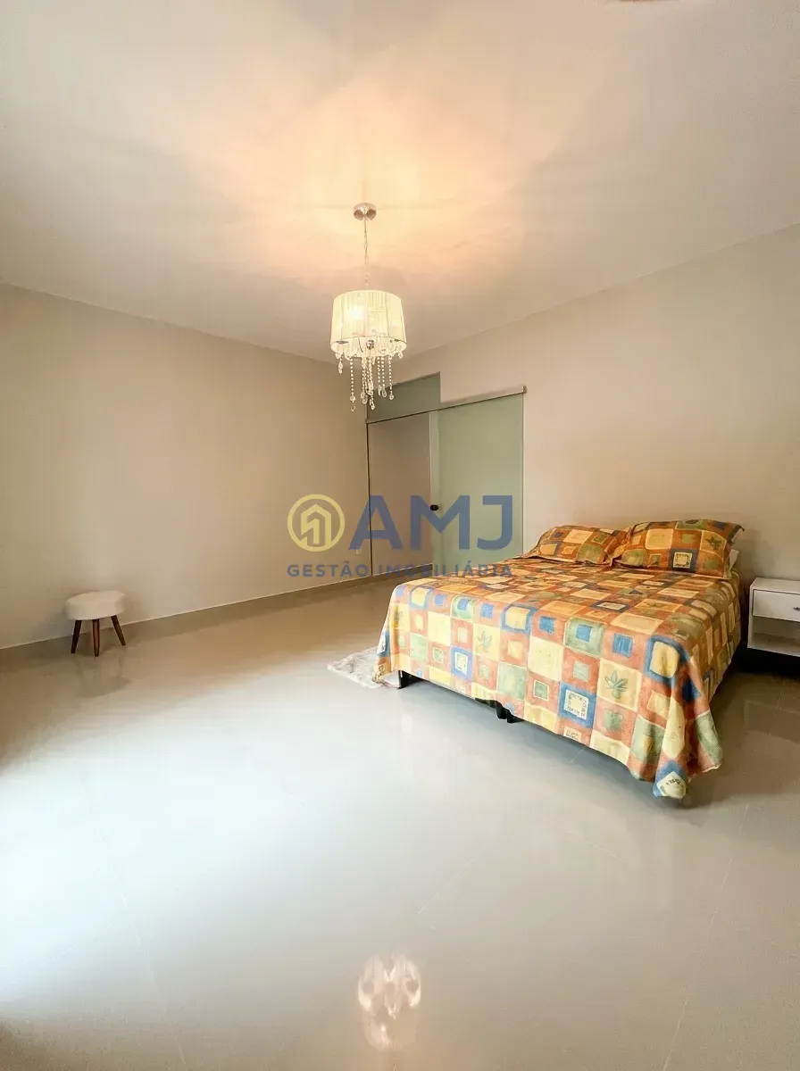 Imagem CHÁCARA DE ALTO PADRÃO À VENDA NO TERRA DO BOI | 5 QUARTOS | 2.287 M² | ACEITA FINANCIAMENTO