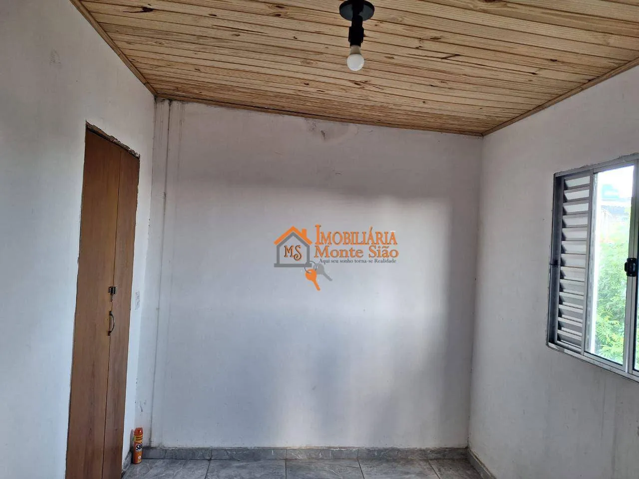 Imagem Casa com 4 dormitórios à venda, 140 m² por R$ 320.000,00 - Jardim dos Pimentas - Guarulhos/SP