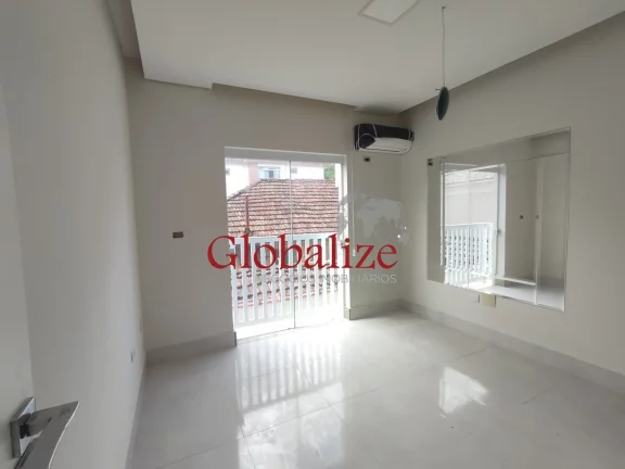 Imagem CASA 03 DORMITÓRIOS COM 03 e SUÍTE E CLOSET VAGA DE GARAGEM E 03 BANHEIROS R$ 1.750.000,00, NO EMBARÉ EM SANTOS