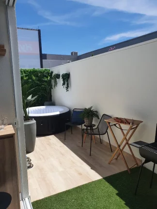 Imagem APARTAMENTO RESIDENCIAL em HORTOLÂNDIA - SP, JARDIM SANTA CLARA DO LAGO I