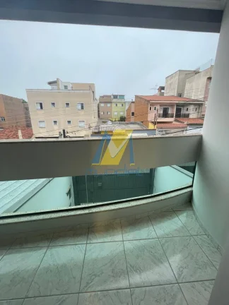 Imagem Sobrado amplo com 4 dormitórios e área gourmet - 192m²