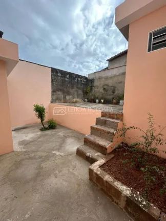 Imagem Casa à Venda