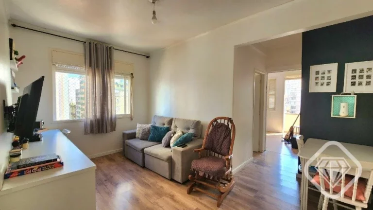 Imagem Apartamento no Centro Histórico com Sacada e Andar Alto

Brilhante Imóveis apresenta este ótimo a...