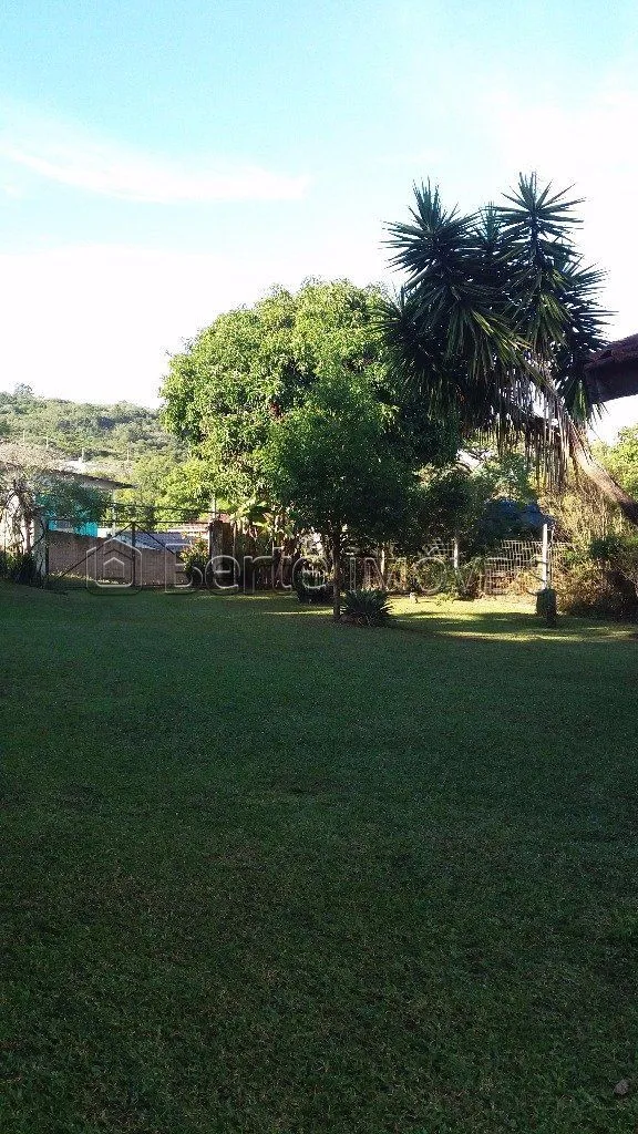 Imagem Terreno com casa a venda na REstrada das Furnas - Porto Alegre /RS