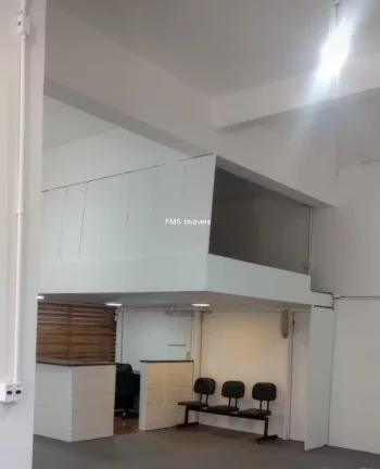 Imagem Loja com 140m2 e mezanino em Pinheiros.