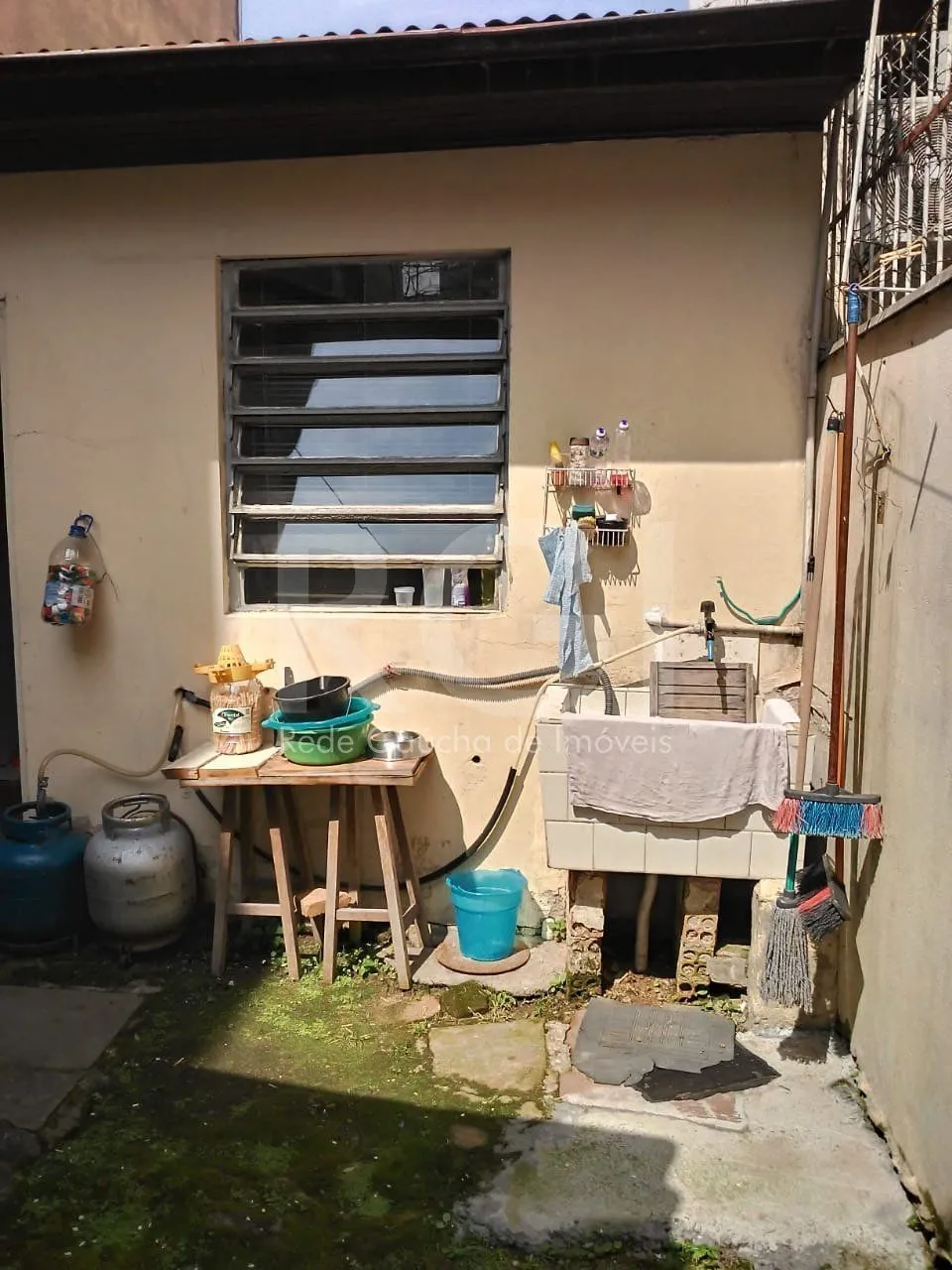 Imagem Casa para Venda - 130m², 2 dormitórios, 1 vaga - Cidade Baixa