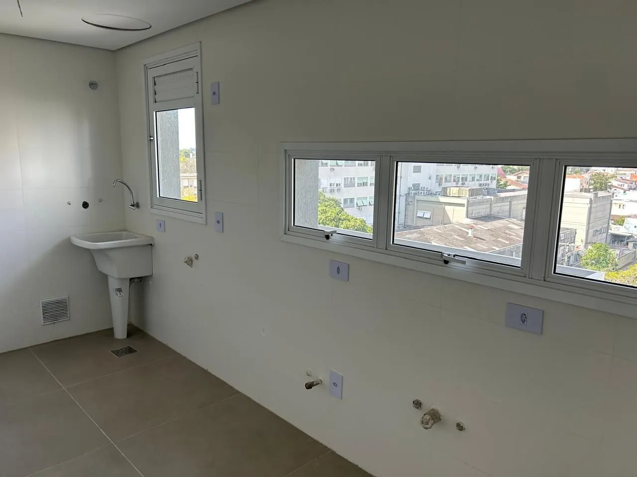 Imagem Apartamento 3 suites, 2 vagas, bairro Jardim Europa